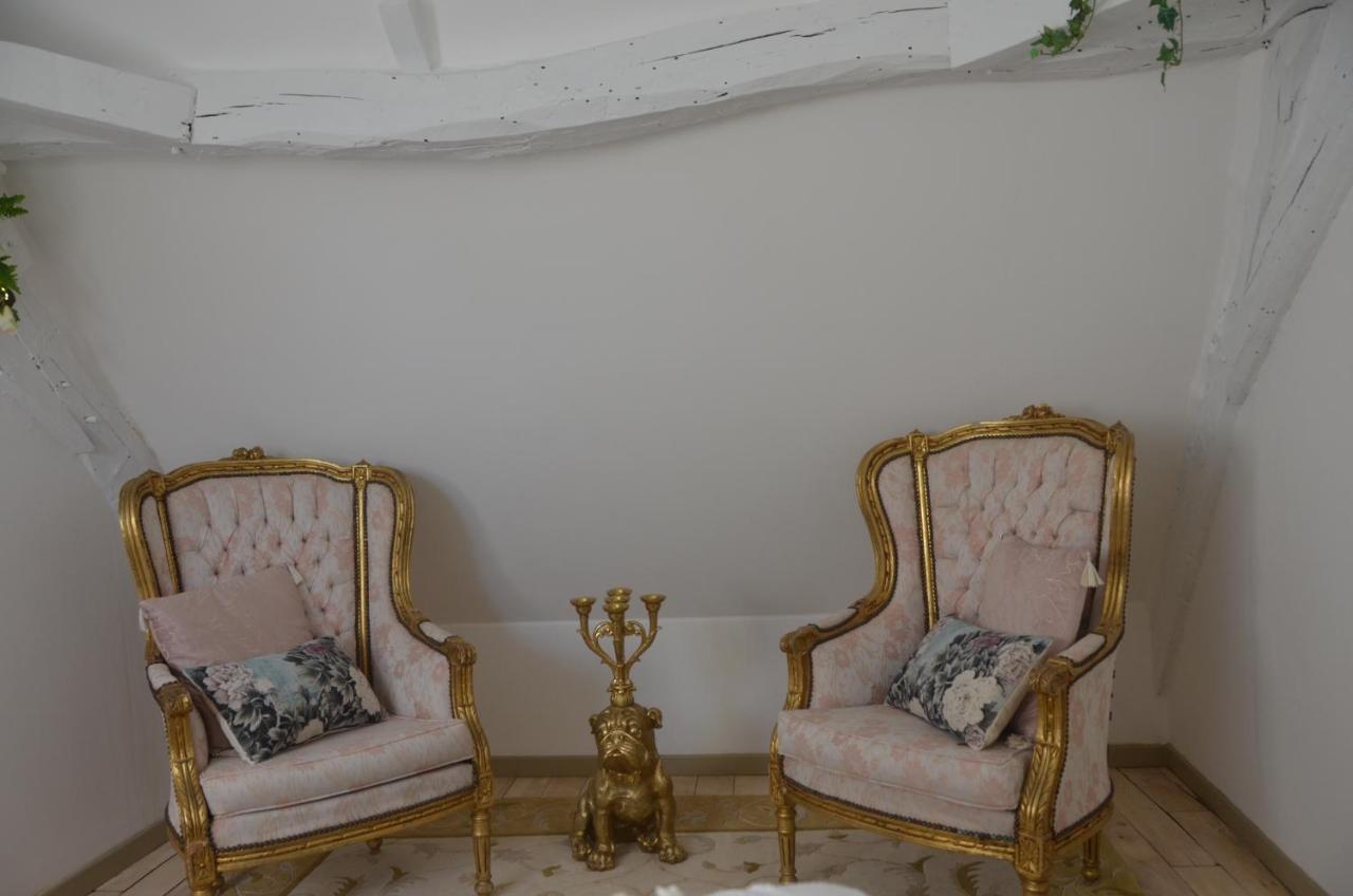 Issigeac Le Murmure Des Fees المظهر الخارجي الصورة